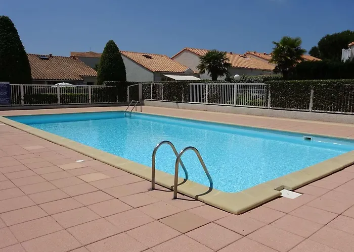 T2 Avec Piscine A 2 Pas De La De Pontaillac - Fr-1-494-148 * Vaux-sur-Mer